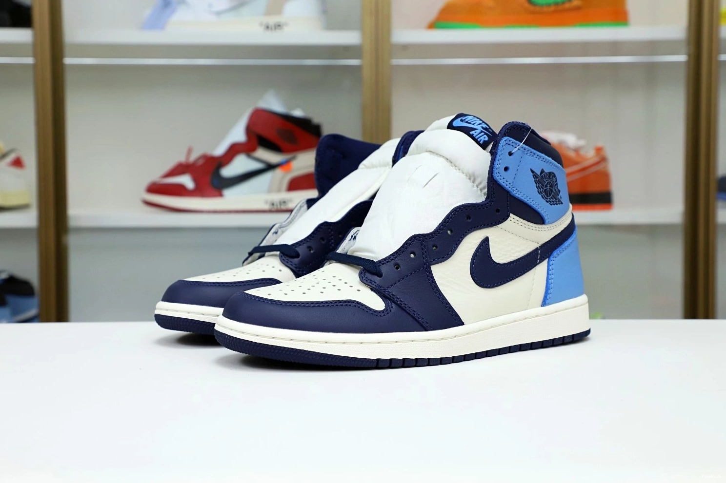 RETRO 1 HIGH 'OBSIDIAN' OG JORDAN AIR 1211